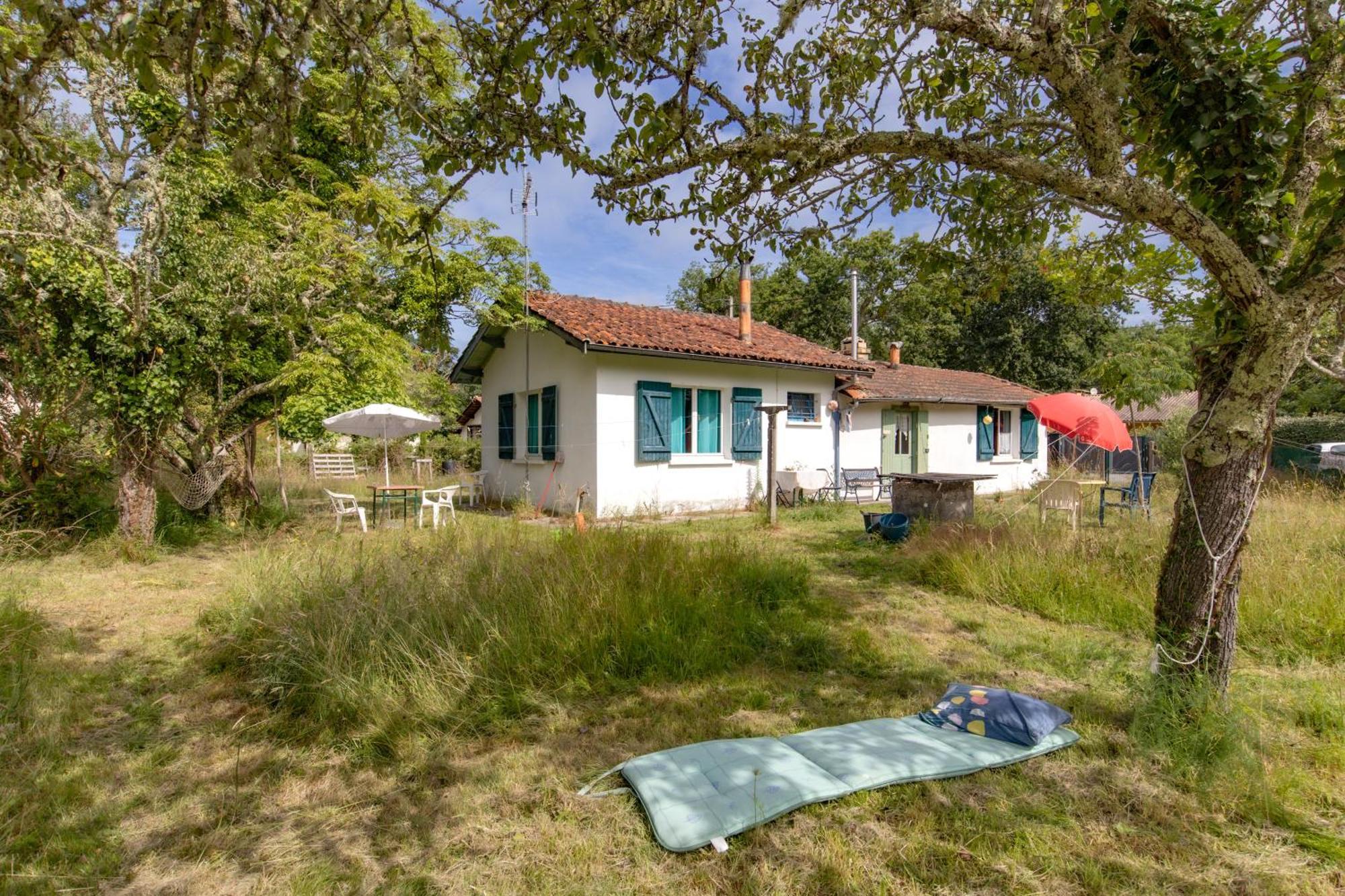 Petite Maison Rustique Et Atypique Hourtin